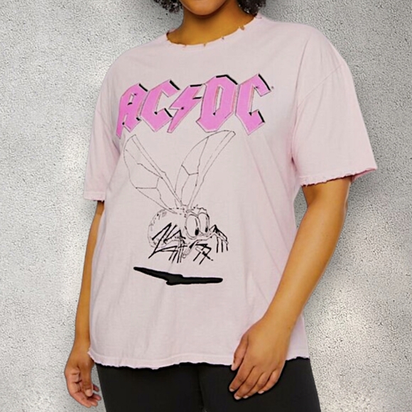 FOREVER 21 AC/DC "Fly On The Wall" Graphic Tee ~ NWOT - Picture 2 of 10